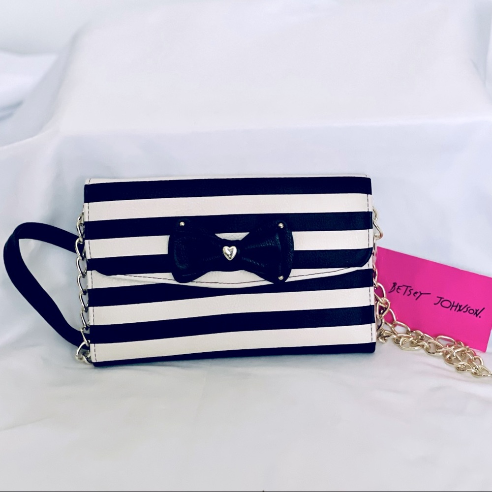 Betsey Johnson Crossbody/Wallet Bag with Bow  - NWT